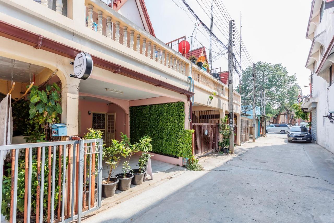 Baan Mee Suk Ayutthaya Hostel Buitenkant foto
