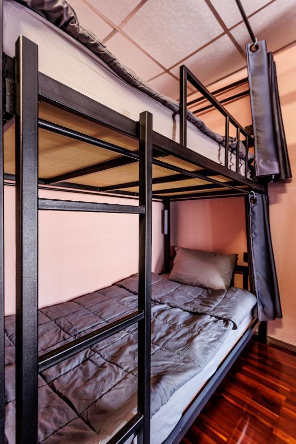 Baan Mee Suk Ayutthaya Hostel Buitenkant foto